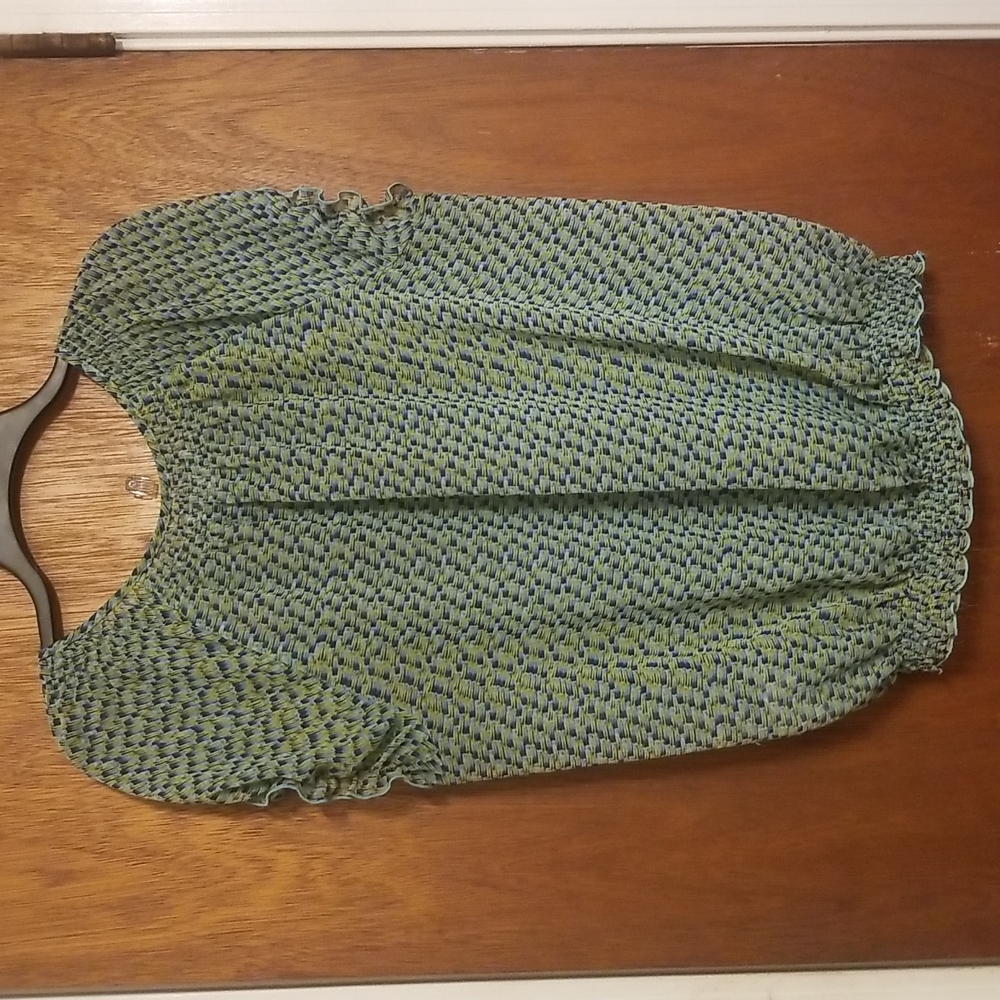 Liz Claibore sheer blouse - Picture 2 of 5